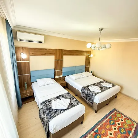 Travel De Mare Hotel